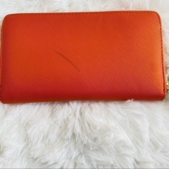 NEW with Tags Steve Madden Wallet Wristlet Orange with Gold Zipper - Picture 9 of 10